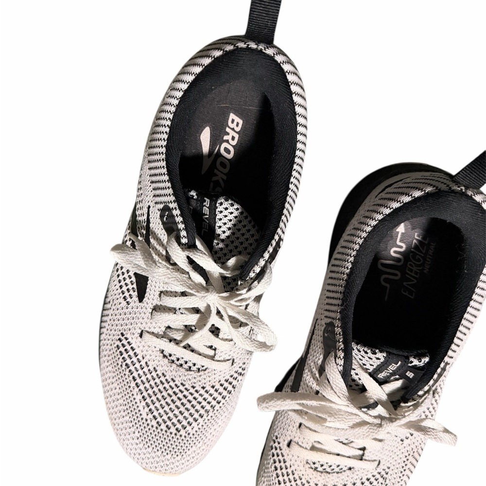 Brooks Revel 5 Running shoes - Picture 3 of 4